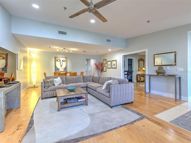 Building Photo - 2377 Harbour Oaks Dr