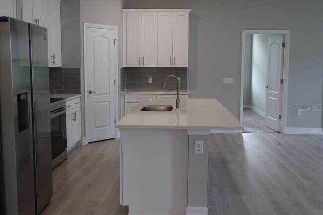 Foto del edificio - 5574 SW 128th Pl