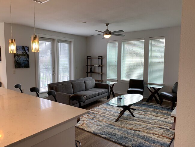 Foto del edificio - 1900 Barton Springs Rd