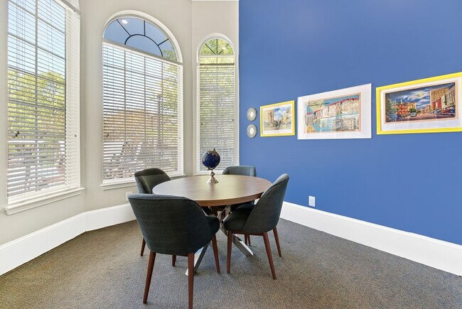 Cortland Olde Raleigh Apartments Raleigh, NC