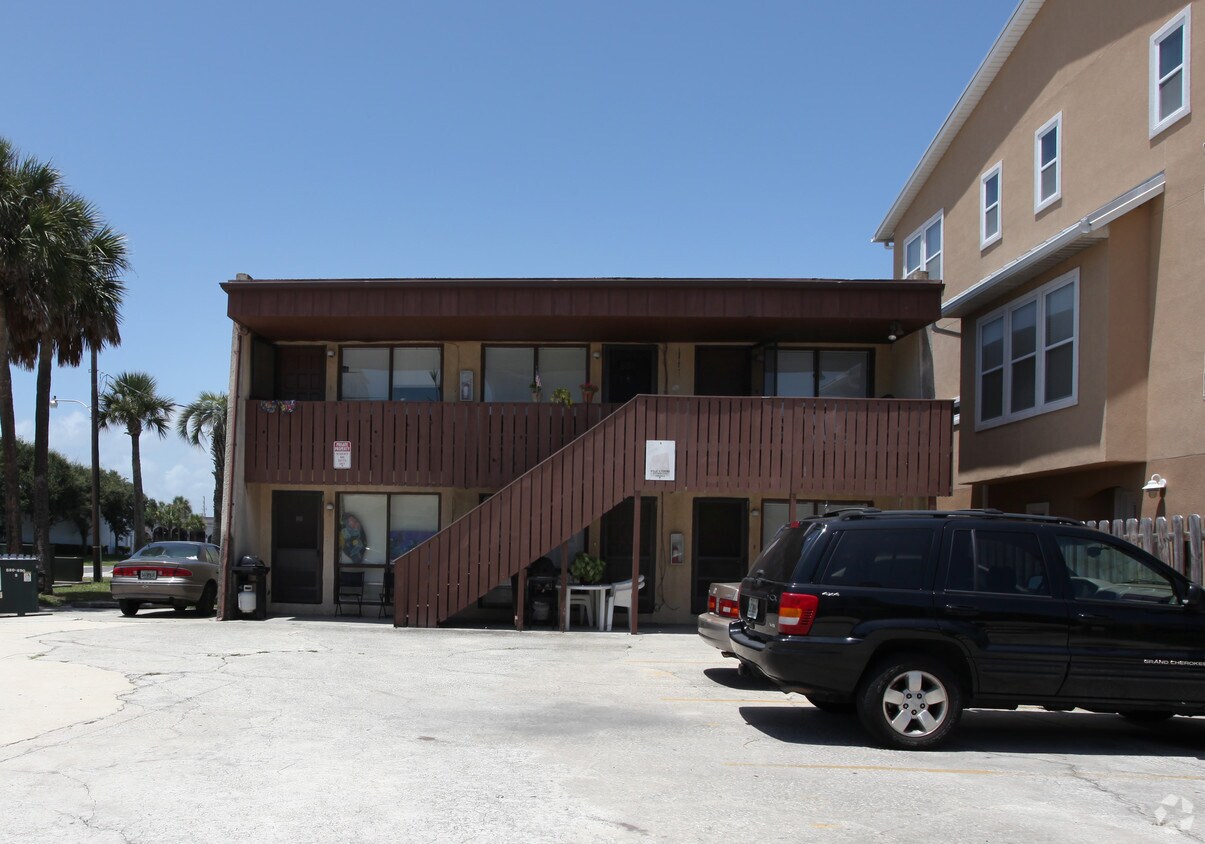 880 2nd St S, Jacksonville Beach, FL 32250 Apartments in Jacksonville