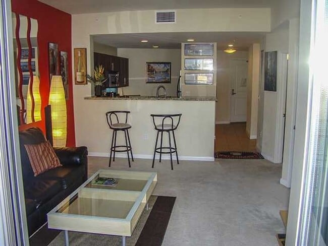 Building Photo - Beautifully Furnished Condo Right Across f...