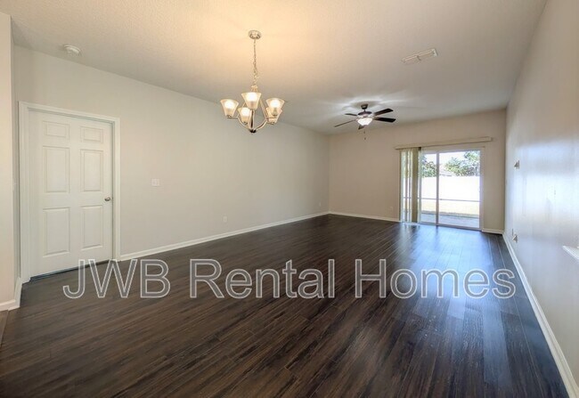 Foto del edificio - 94 Carlson Ct