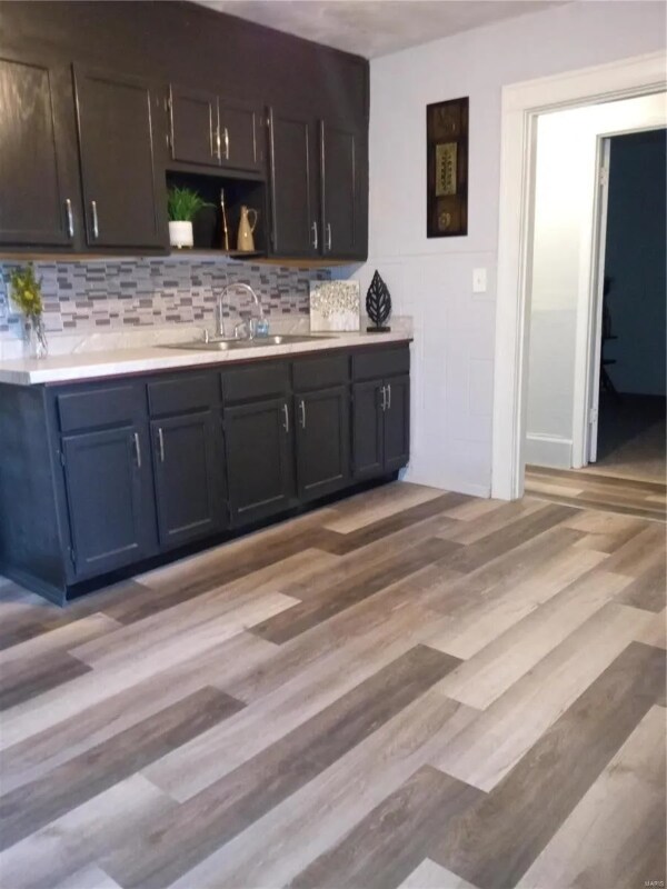 Foto del edificio - 4300 Ravenwood Ave