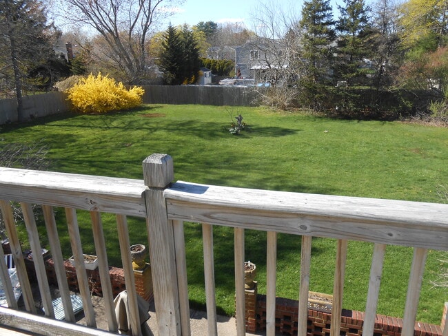 Building Photo - 109 Cedar Rd