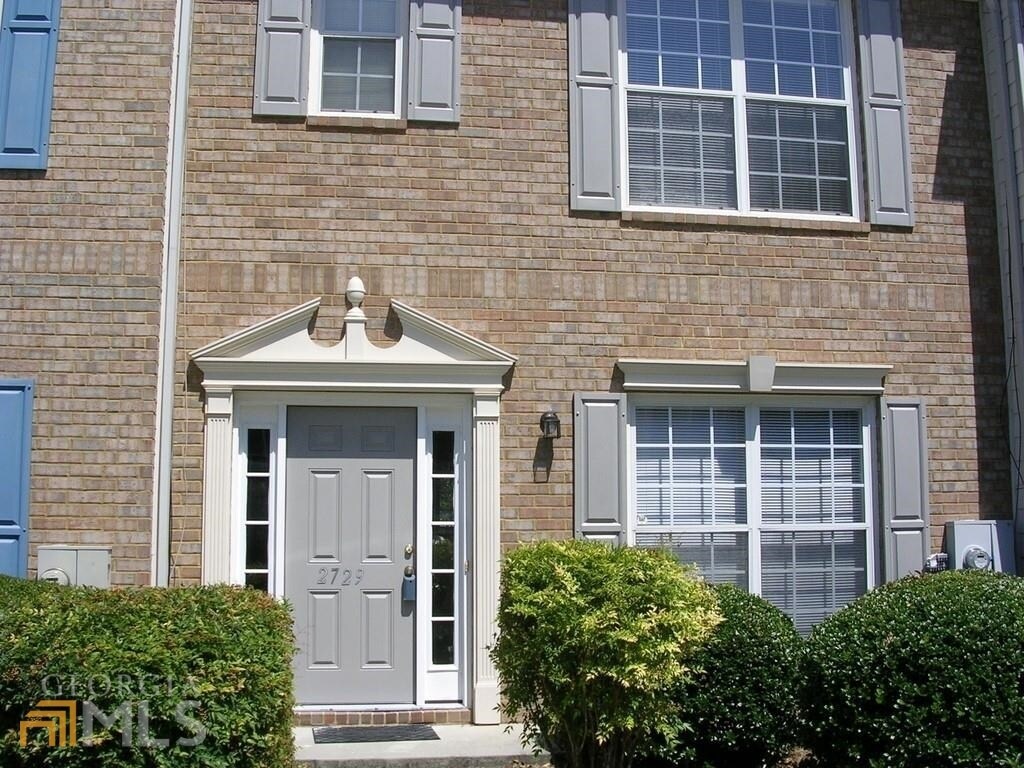 Primary Photo - 2729 Parkway Trail