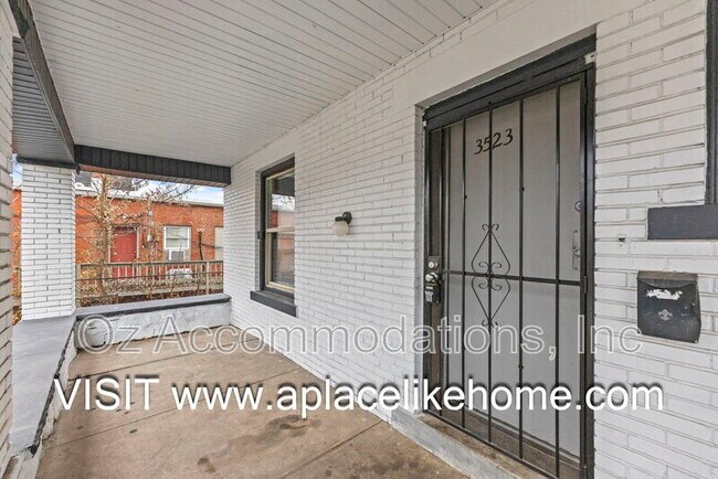 Foto del edificio - 3523 St John Ave