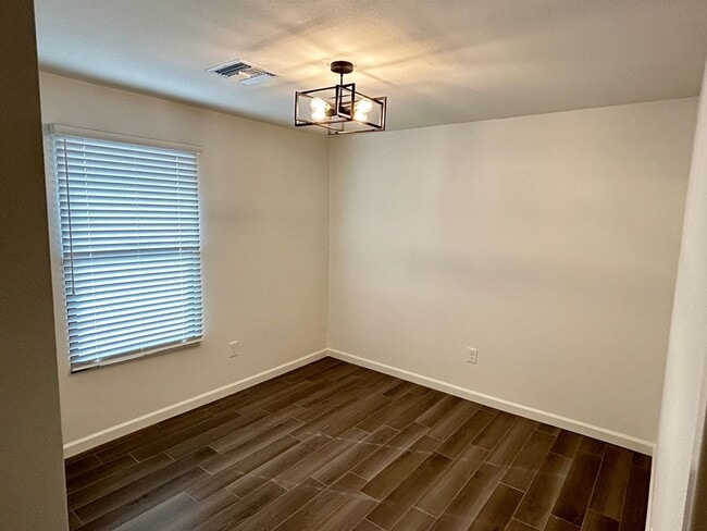 Building Photo - Downtown Chandler remodeled 2 bed 1 bath!