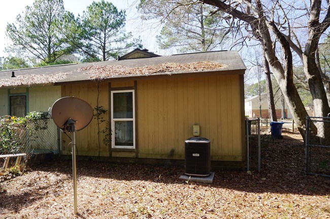 Building Photo - 322 Pine Valley Rd