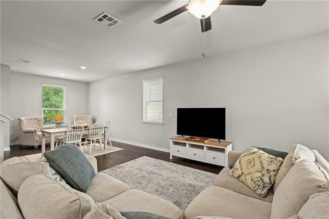 Building Photo - 5308 Golden Canary Ln