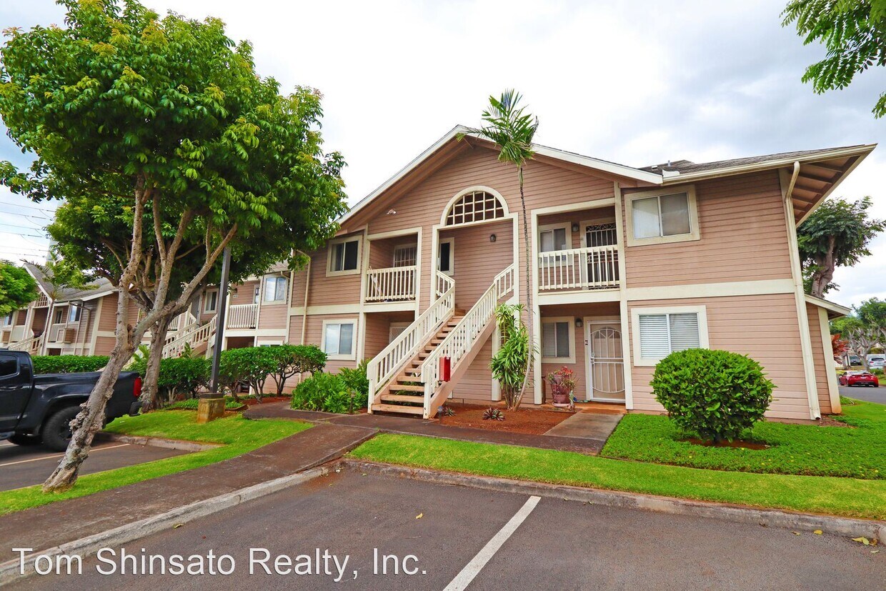 Primary Photo - 2 br, 1 bath House - 94-523 Lumiaina Stree...