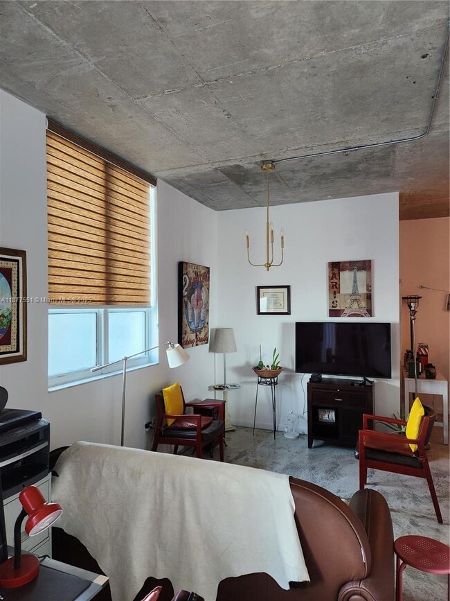 Building Photo - 234 NE 3rd St