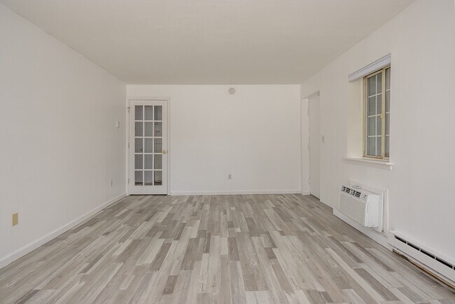Foto del edificio - 506 Fox Run Ln