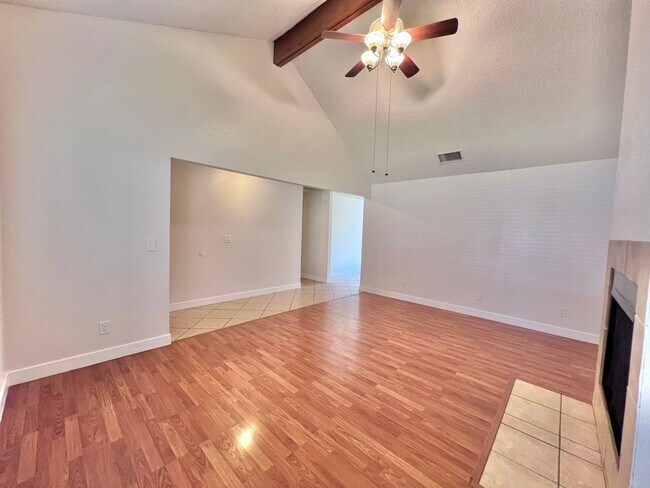 Foto del edificio - Updated 4-Bedroom, 2-Bath Home for Rent in...