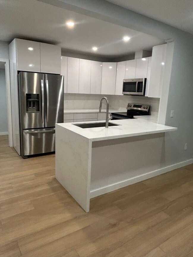 Cocina - 6859 SW 37th St