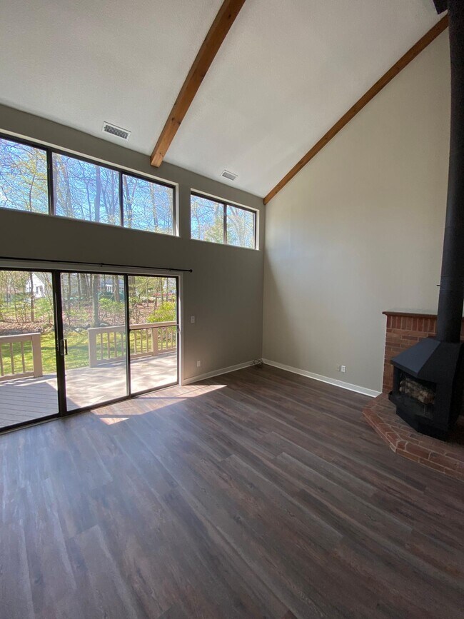 40 Farmington Chase Cres, Farmington, CT 06032 Townhome Rentals in