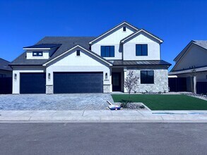 Building Photo - 2893 E Yavin Wy