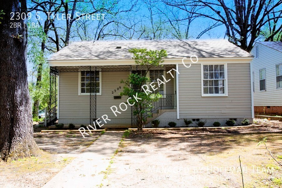 Primary Photo - 2309 S Tyler St