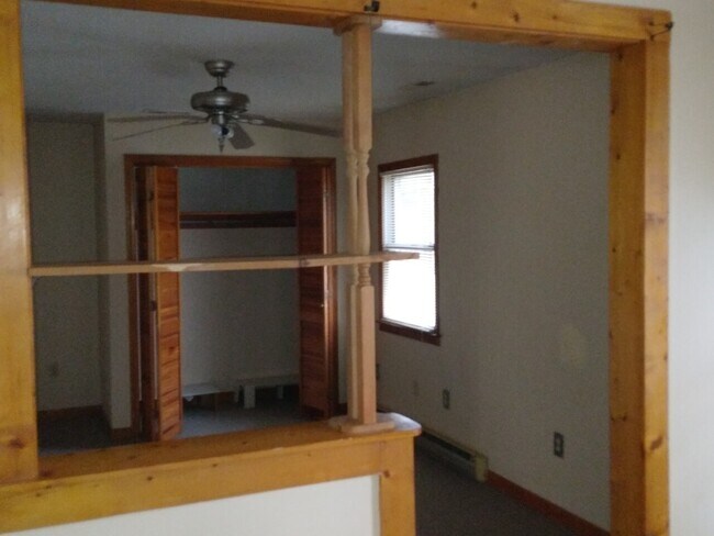 Building Photo - 907 Greenleaf