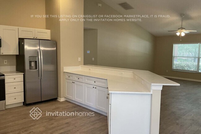 Foto del edificio - 1511 Canopy Oaks Dr