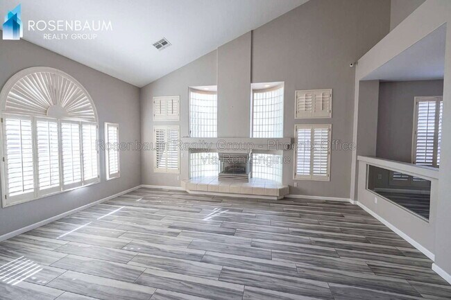 Foto del edificio - 4711 S Newport St