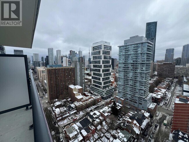 Photo du bâtiment - 308 Jarvis St