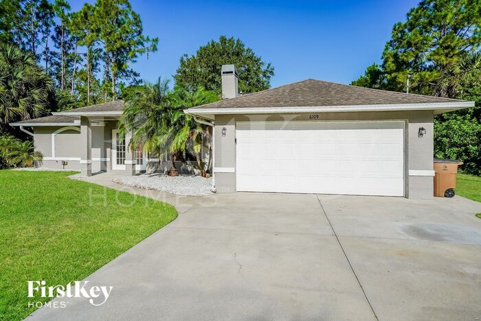 Foto principal - 6109 Higgins Ave