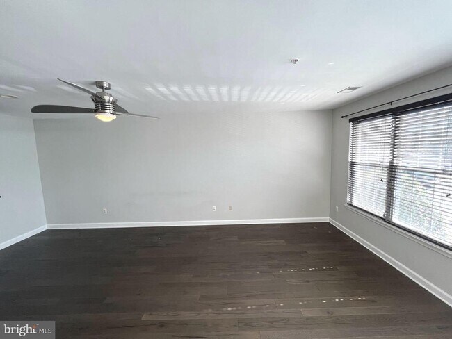 Foto del edificio - 2724 Oak Leaf Ct