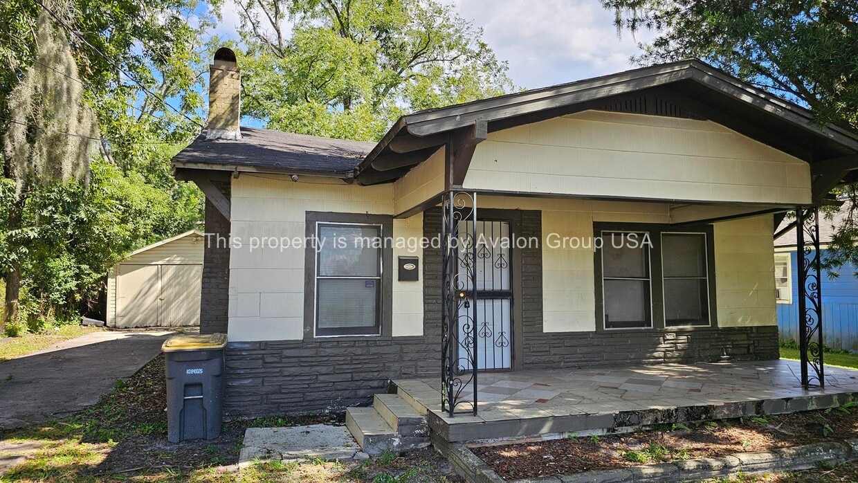 Primary Photo - 873 Melson Ave