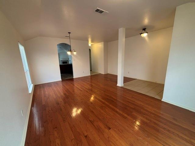 Foto del edificio - 4415 Ashbury Ln