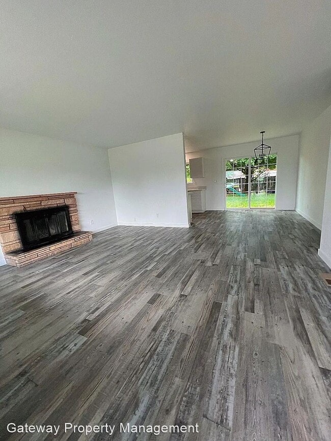 Building Photo - 4 br, 2 bath House - 2322 Callanan Street