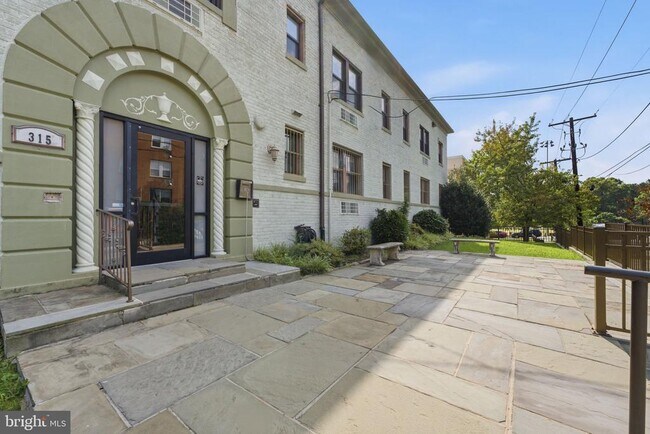 Foto del edificio - 315 Evarts St NE