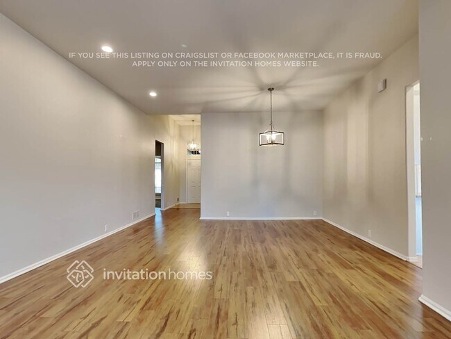 Building Photo - 7063 Alcala