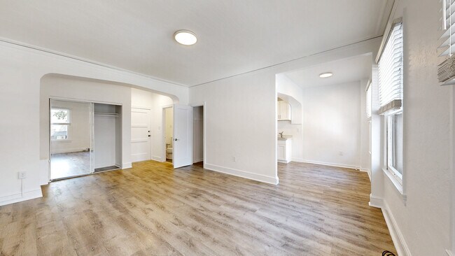 Foto del edificio - 729 Ellis St