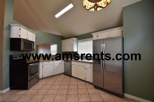 Foto del edificio - Spacious 3 bedroom House in Orlando