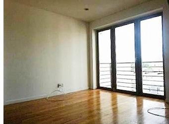 Foto principal - 65 Maspeth Ave