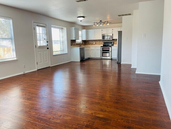 Foto del edificio - 10302 Lion Chase