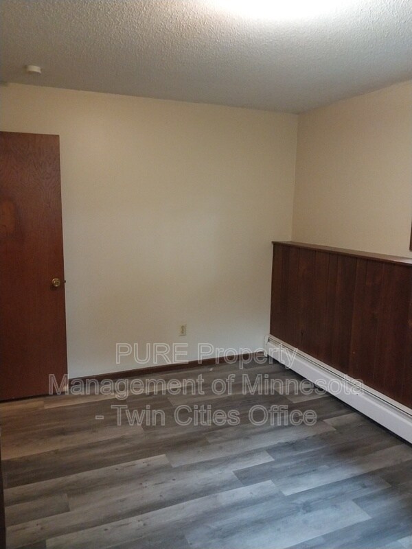 Foto del edificio - 144 13th Ave S