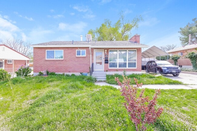 Building Photo - 3407 S 8525 W