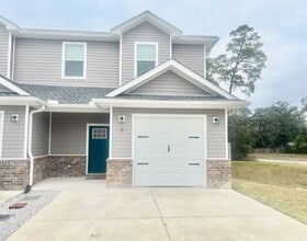 Building Photo - 9 Praiseworthy Dr