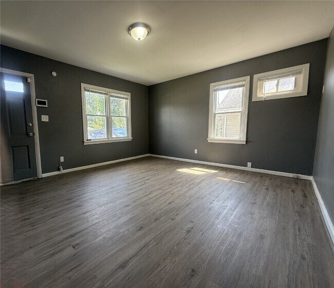 Foto del edificio - 223 La Motte Ln