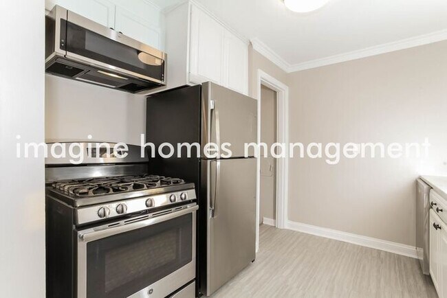 Building Photo - 7245 Osceola Dr