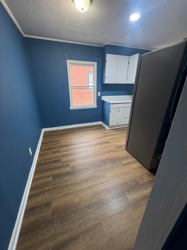 Foto del edificio - 211 Jane Ave