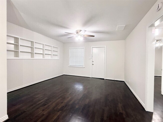 Foto del edificio - 832 S Anderson St