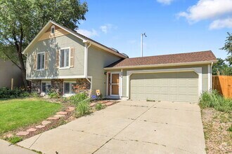 Building Photo - 329 Mulberry Cir