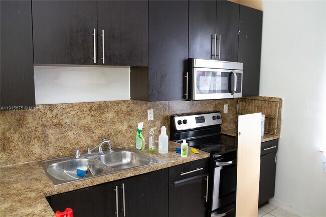 Foto del edificio - 761 SE 2nd St