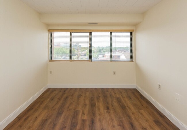 Interior Photo - Whitney Towers