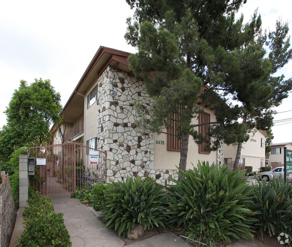 Foto del edificio - Malwick Manor & Palos Verde