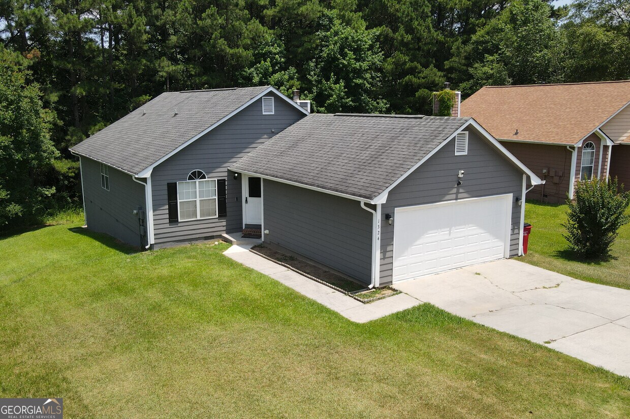 Primary Photo - 1324 Avery Dr