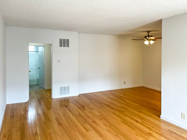 Primary Photo - 937 4th St